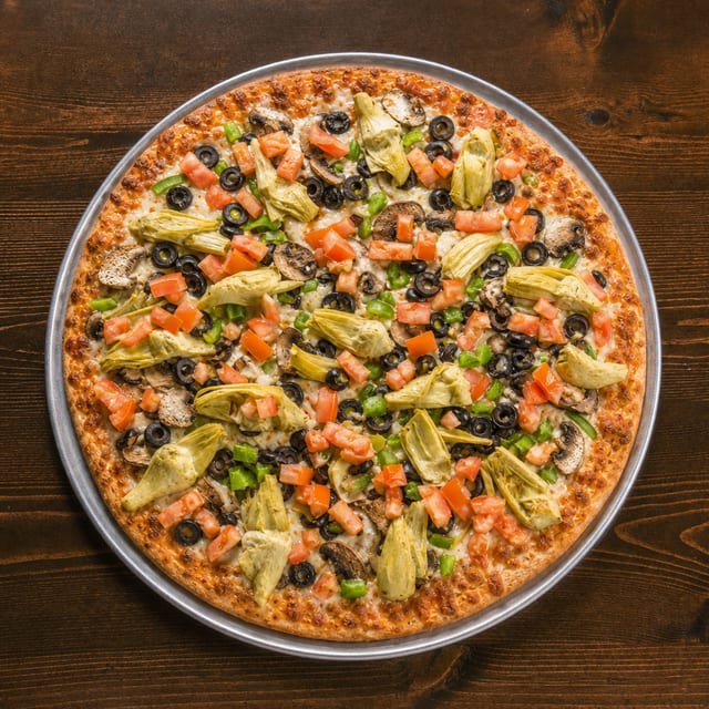 Garlic vegetarian pizza.